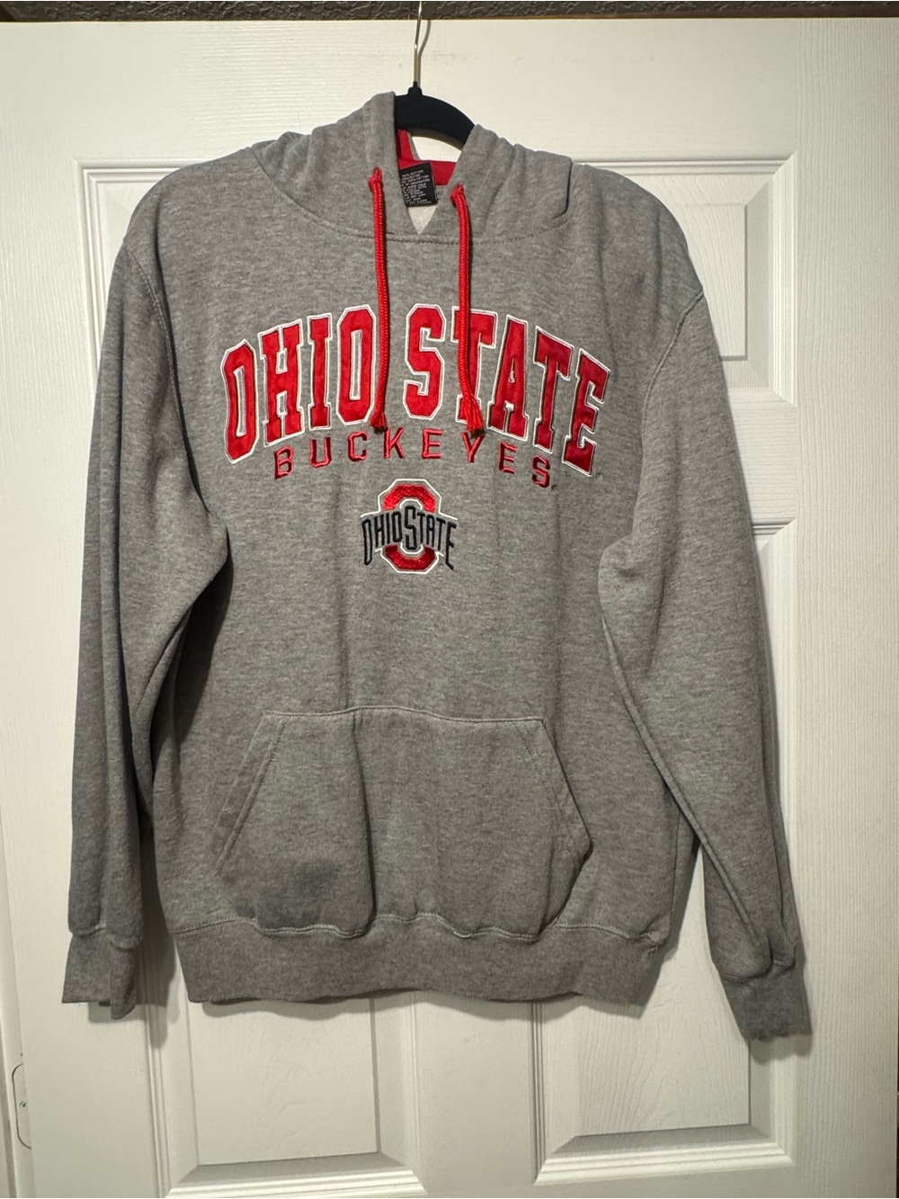 Colosseum Men’s Sz Large Ohio State Buckeyes Gray Pullover Hoodie Red Accents